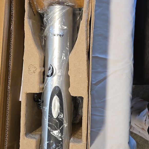 Oster electric wine opener - Picture 3 of 5